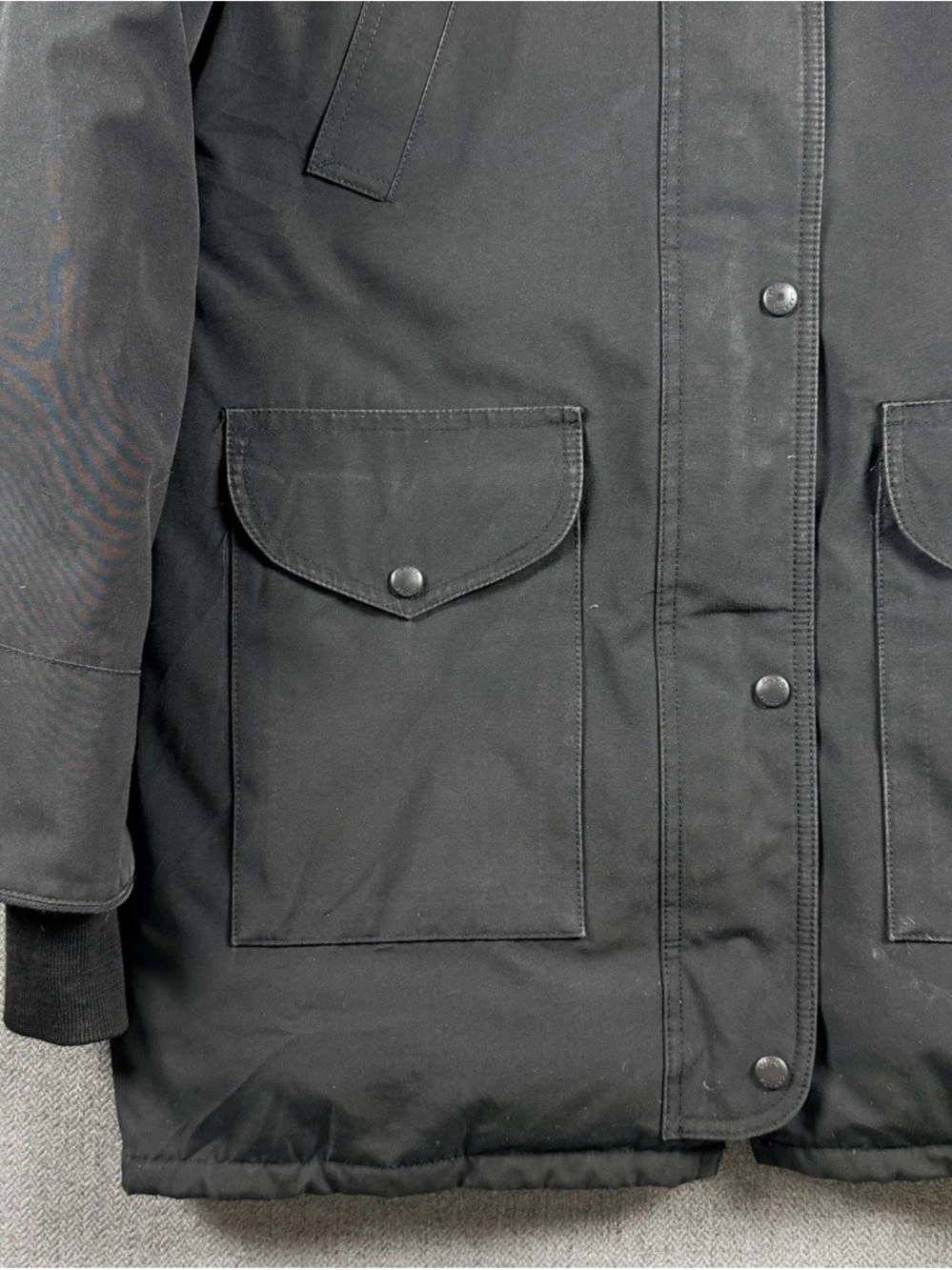 Canada Goose Black Trillium Parka with Fur-Trim Hood and Patch - Picture 7 of 16